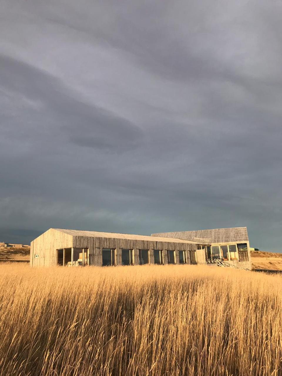 Hotel Simple Patagonia Πουέρτο Νατάλες Εξωτερικό φωτογραφία